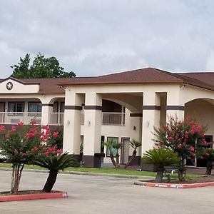 Homebridge Inn And Suites Beaumont Exterior photo