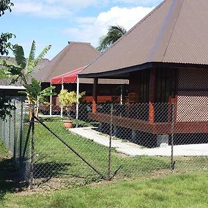 Raiatea Airport Bungalow Villa Uturoa Exterior photo