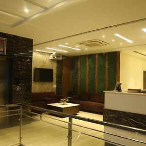 Kd Residency Hotel Zirakpur Exterior photo