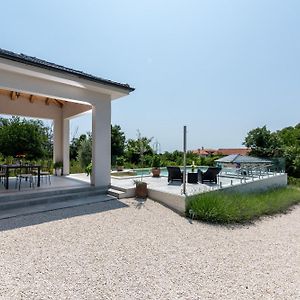 Villa Slivari Gradisce Exterior photo