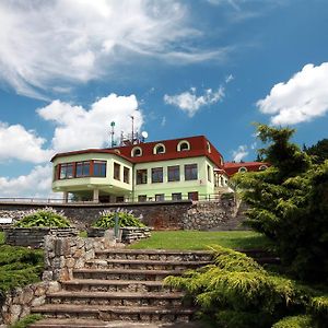 Wellness Hotel Vyhlidka Nachod Exterior photo