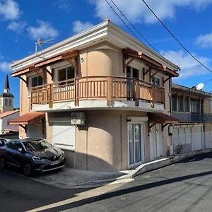 Cosy T3 Au Coeur De Sainte Anne Apartment Exterior photo