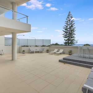 Pure Kirra Aparthotel Gold Coast Exterior photo