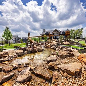 Brand New! Free Amenities And A Gorgeous Lakefront Luxury Cabin With 2 Resort Pools Kimberling City Exterior photo