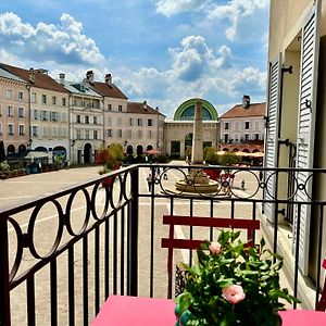 Appt Vue Place De Toscane - 4Min Disneyland-Paris Apartment Serris Exterior photo