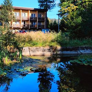 Penzion Tesak-Cernava Hotel Chvalcov Exterior photo