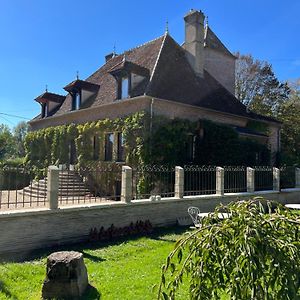 Chambre D'Hotes Madame Bed & Breakfast Branges  Exterior photo