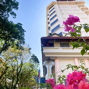 Hotel Sandakan Exterior photo