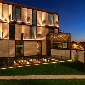 Wine & Books Lisboa Hotel Exterior photo