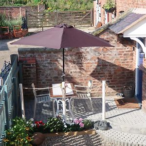 The Old Pantry At Hill Farm Hotel Penley Exterior photo