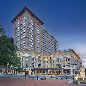 Lancaster Marriott At Penn Square Hotel Exterior photo