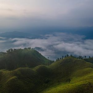 Mountain Nest Bed & Breakfast Lanquin Exterior photo