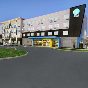 Tru By Hilton Portland Airport Area Me Hotel South Portland Exterior photo