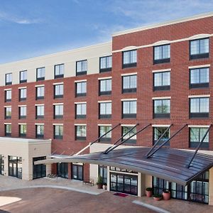 Hampton Inn & Suites Chapel Hill/Carrboro Exterior photo