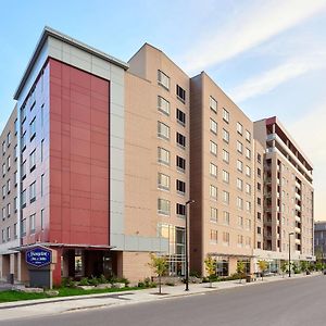 Hampton Inn & Suites By Hilton Quebec City Levis Exterior photo