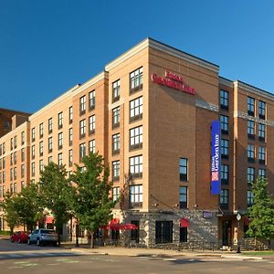 Hilton Garden Inn Bloomington Exterior photo