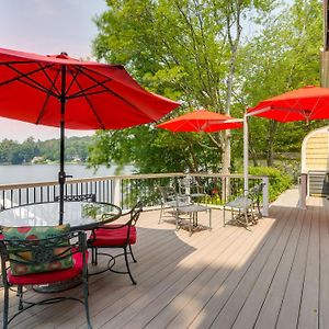 Vibrant Sterling Lakefront Lodge With Kayaks Berlin Exterior photo