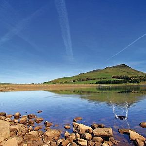 Dovestone Holiday Park Hotel Greenfield  Exterior photo