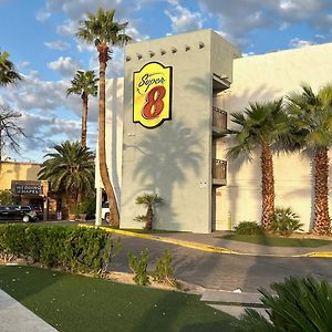 Super 8 By Wyndham Las Vegas North Strip/Fremont St. Area Hotel Exterior photo