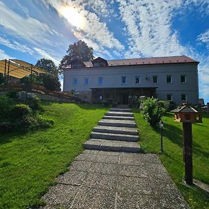 Penzion U Maresu Hotel Hrensko Exterior photo