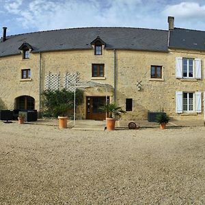 La Ferme Aux Chats Bed & Breakfast Formigny Exterior photo