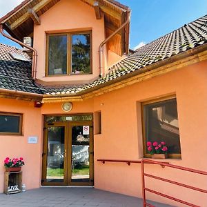 Kancsal Harcsa Panzio Es Halaszcsarda Bed & Breakfast Tiszatelek Exterior photo