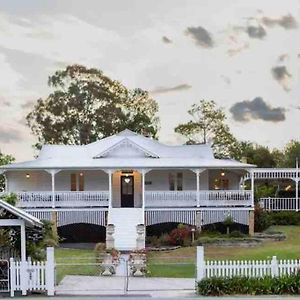 The White House - Spencer Villa Exterior photo