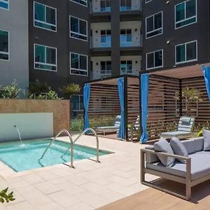 Huge 2Bd Apt Near Disneyland And Anaheim Conv Center Apartment Santa Ana Exterior photo