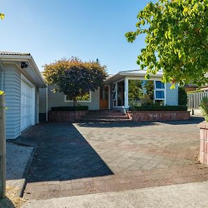 Sunshine Cottage Taupo Exterior photo