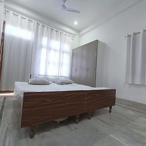 Banaras Homestay Varanasi Exterior photo