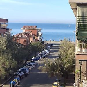 Onda Romantica Apartment Lido di Ostia Exterior photo