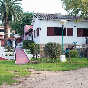 Los Manantiales Hotel Tanti Exterior photo