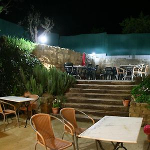 Hostal La Fuente Hotel Buera Exterior photo