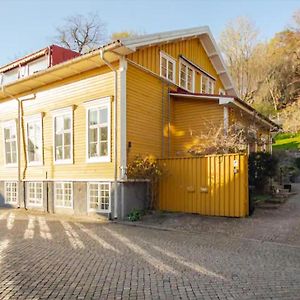 Outstanding Apartment Close To Gothenburg Kungalv Exterior photo