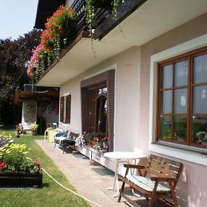 Haus Sundl - Privatzimmer Bed & Breakfast Emmersdorf an der Donau Exterior photo