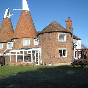 Manor Farm Oast Bed & Breakfast Winchelsea Exterior photo