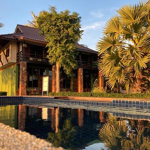 The Chevalley Beach Resort Satun Exterior photo