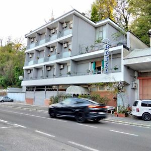 Hotel Lombardia Seveso Exterior photo