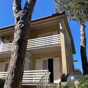 Villa A 10 Minuti Dal Mare Fregene Fregenae Exterior photo