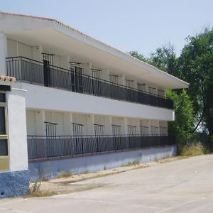 Hotel Manzanares Exterior photo