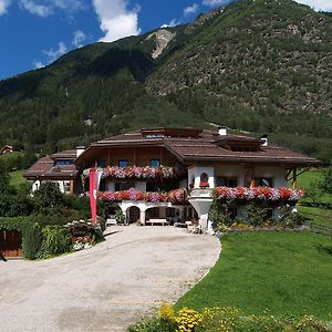 Haus Tirol Hotel Molini di Tures Exterior photo