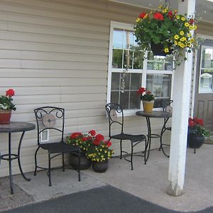 Antigonish Evergreen Inn Exterior photo