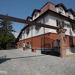 Piazzetta Bacau Hotel Exterior photo