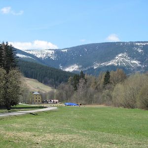 Kralicka Chata Hotel Stare Mesto  Exterior photo