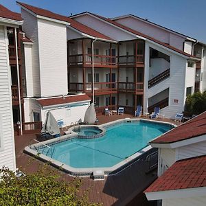 Incredible Beach Condo Ac Beach Pool Hot Tub Sunrise Traverse City Exterior photo