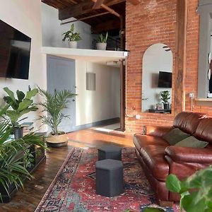 420 Friendly Loft W/ Canada Bridge View Apartment Detroit Exterior photo