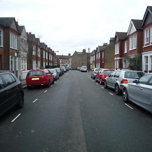 Bedroom Flat Colliers Wood London Exterior photo