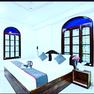 Hotel Jheel Mahal New Town Inn West Bengal - Couple Friendly Jojra Exterior photo