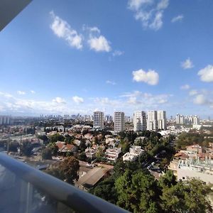 דירה אורבנית צמודה לתל השומר Apartment Ramat Gan Exterior photo