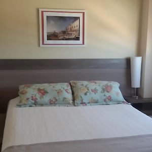 Hotel Aranjuez Chillan Room photo